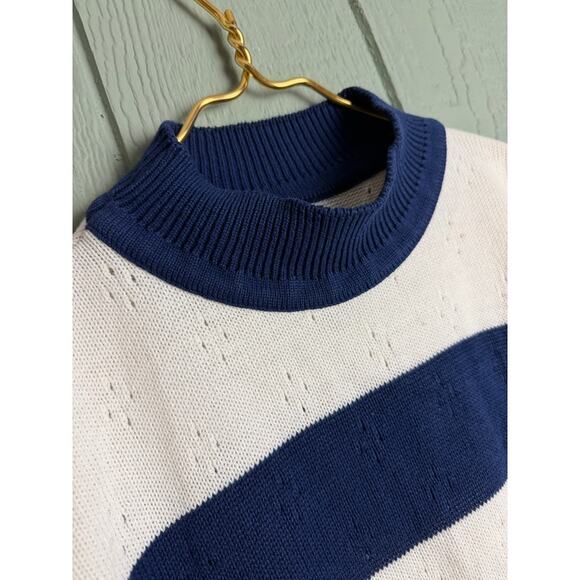 Vintage 80s Navy White Stripe Knit Top Short Sleeve Mock Neck Made in USA - Picture 4 of 6